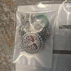 NIB Aromatherapy Necklace